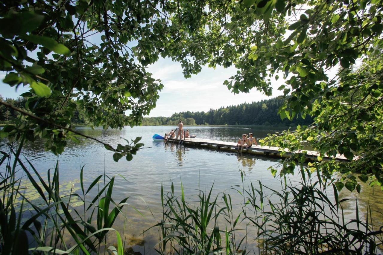 Obing Landhaus Griessee מראה חיצוני תמונה